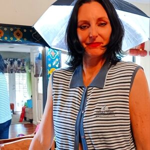 Golf  Club or Tennis Club soft sleevless vest euc